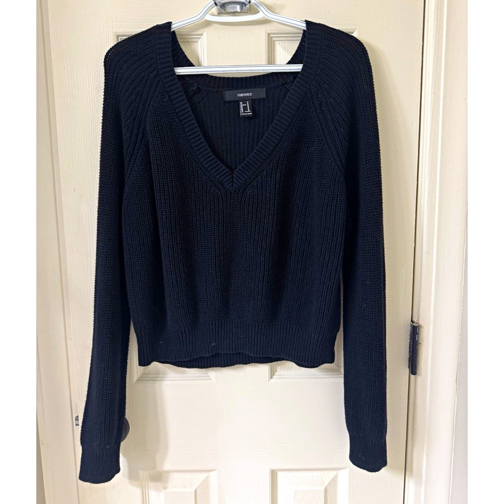 Forever 21 Women's Black Solid Knit V-Neck Long Sleeve Pullover Sweater M